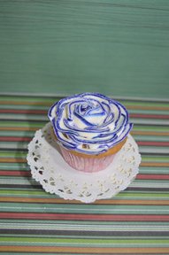 Cupcakes de ambrosía tirma con crema de chocolate blanco