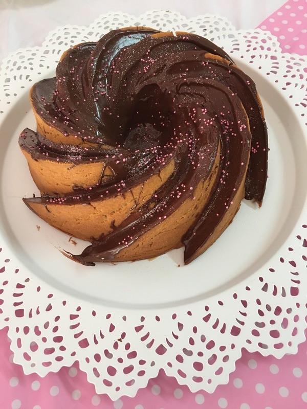 Bundt cake de vainilla con chocolate en thermommix