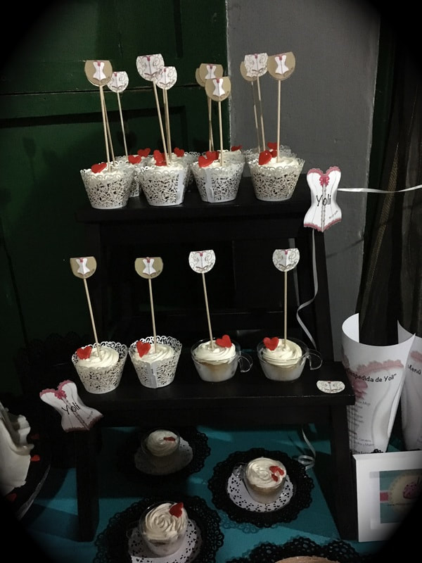 Cupcakes con decoración de fondant de corazones
